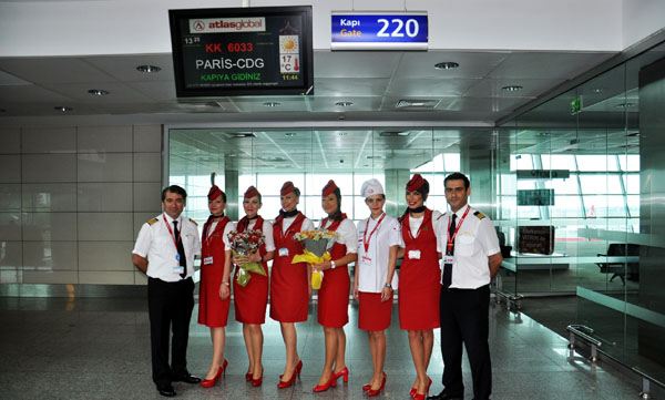 Atlasglobal Paris'e ilk uçuşunu yaptı!