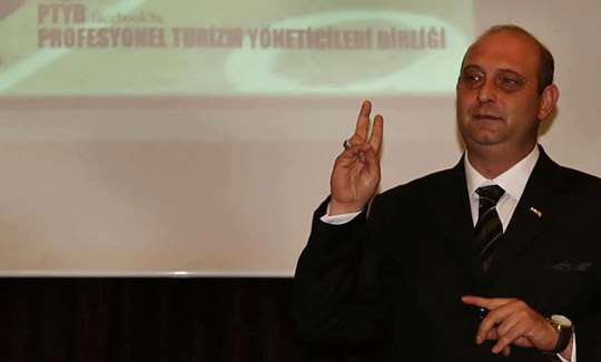 Umut Çakırhan, Turizm ve terörü yazdı