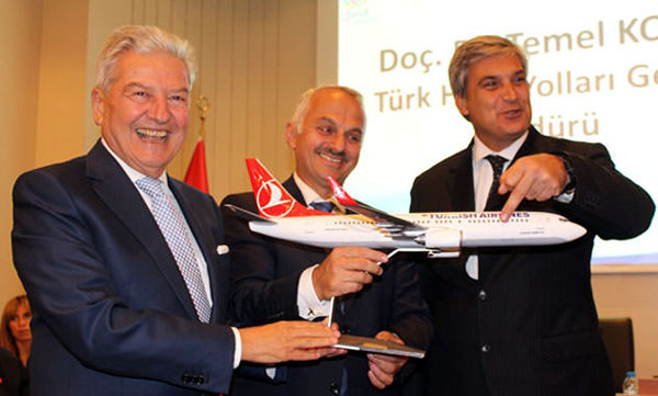 İzmir'den yurtdışına direkt uçuşlar 2016'da başlıyor
