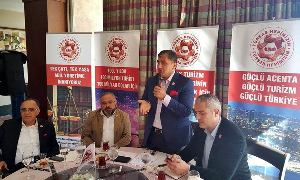 Emin Çakmak, ''TÜRSAB'ta ayrılık koltuk kavgasından''