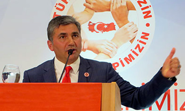 Emin Çakmak, ''Hizmet Eden TÜRSAB Gelecek''