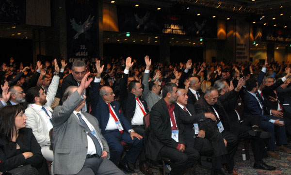 TÜRSAB Genel Kurulu'nda Divan Seçimini Muhalefet kazandı