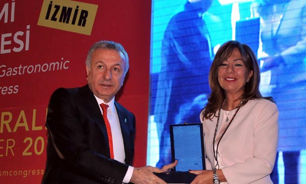 'İzmir, Gastronomi Turizmi'nde lider şehir olabilir''