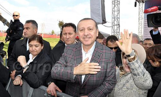 Başbakan Erdoğan, ilk bölgesel havalimanını açtı