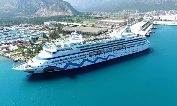 Antalya Limanı Kruvaziyer Turizm Sezonunu Açtı