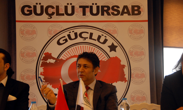 Erdem: 'Turistlere devlet destekli hayat sigortası yapılsın''