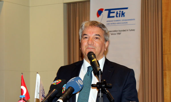 Bakan Ünal'ın açıklaması Egeli turizmciyi sevindirdi