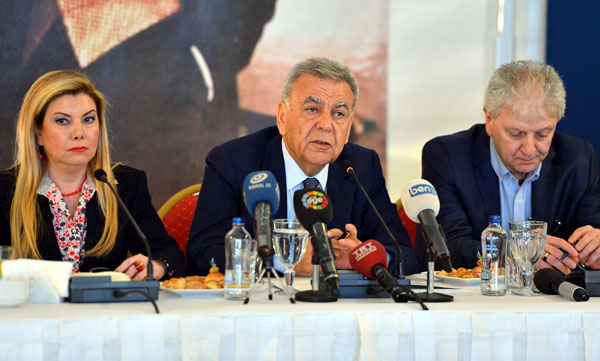 İzmir'in tanıtımı için '3 koldan' taarruz