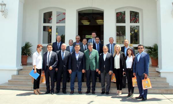 Menderes Türel'den ALTAV'a destek sözü