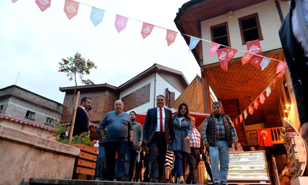 ''Kaleiçi'ni UNESCO kültür mirası listesine aldırmak istiyoruz''