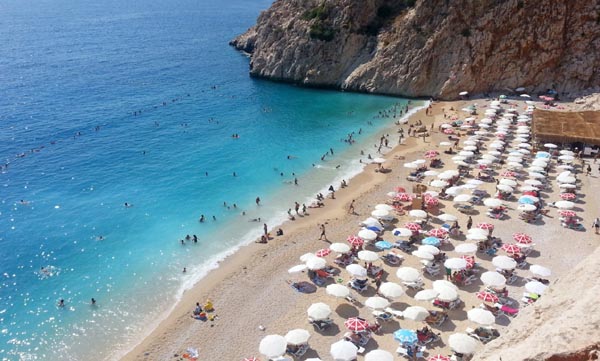 Turizmde gelir kaybının yüzde 32'si devletin