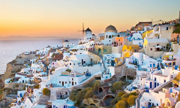 Yunan turizminde gelir erimesi devam ediyor