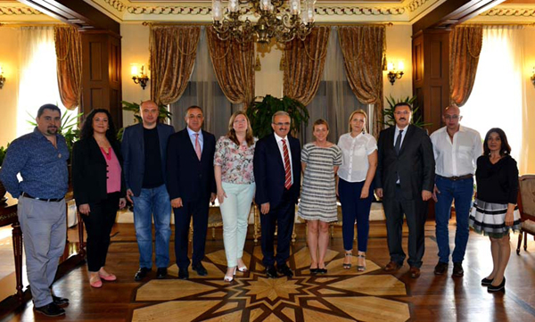 Vali Karaloğlu, ''Antalya 7 milyon Rus turisti ağırlamaya hazır'