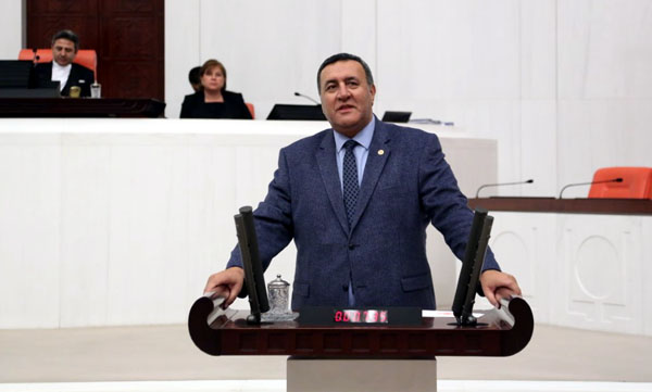 CHP Mİlletvekili Gürer'den, rekor kıran turizm soruları