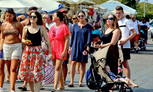 Bodrum'a 9 ayda gelen turist sayısı azaldı