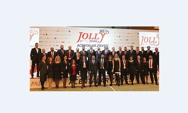Jolly Tur, 2017'de 1 milyon kişiyi tatile çıkaracak