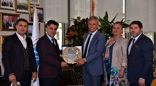 TUREB Başkanı Apalı, Firuz Bağlıkaya'ya başarılar diledi