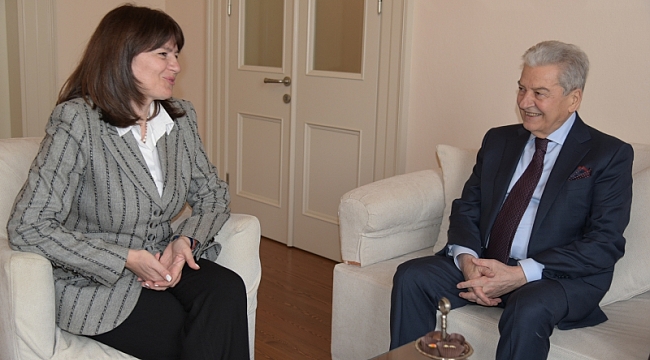 Yunanistan'ın İzmir Başkonsolosluğu 2017'de 62 bin kişiye vize verdi