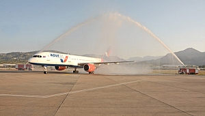 Gazipaşa Havalimanı ilk B757'yi karşıladı