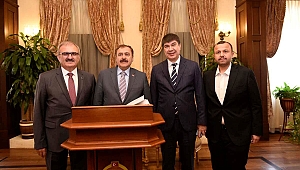 Eroğlu, ''Bu yıl turist sayısını 15 milyona ulaştırmak istiyoruz''
