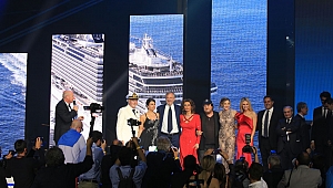 MSC Cruises gemisinin açılış kurdelesini Sophia Loren kesti