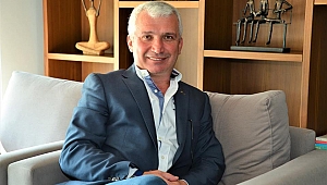 Mehmet Uzuner, HÜRSAD başkanlığından ayrılıyor