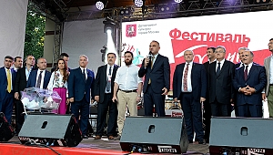 Bakan Ersoy, Türkiye Festivali'nin açılışını yaptı