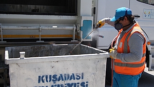 Tatilciler, Kuşadası'nda 3 bin 710 ton çöp bıraktı
