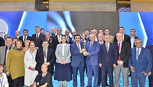 ''Altın Elma Ödülü'' Diyarbakır'a verildi