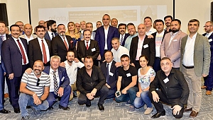 Bakan Ersoy, tur operatörleriyle bir araya geldi