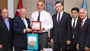 Bursa turizm heyetinden Bakan Ersoy'a rapor