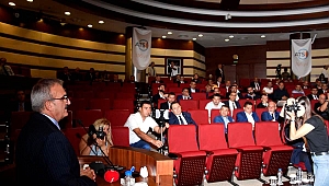 Karaloğlu, ''Antalya'da turizm sezonunu uzattık''