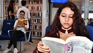 Türkiye'nin ilk yüzen kütüphanesi