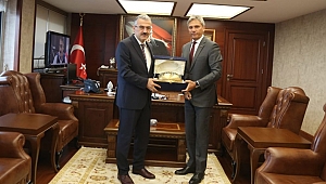 Bağlıkaya, İzmir'de bir dizi ziyaret yaptı