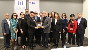 İşler: ''Sektöre eğitimli ve deneyimli insanlar kazandırılmalı''