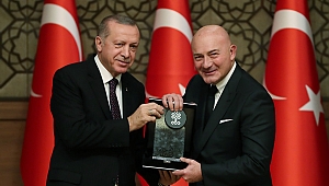 Kültür ve Turizm Bakanlığı özel ödülü ''Ara Güler Müzesi