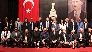 İzmirli turizmcilerin ödül gecesi