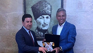 TÜRSAB Başkanı Bağlıkaya'dan Aras'a ziyaret