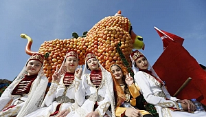En renkli festival