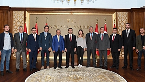 Otelciler bir çatı altında toplandı