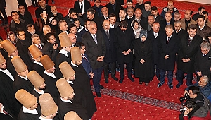 Bakan Ersoy Mevlana'yı anma törenlerine katıldı