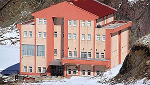 3,5 ayda otel yapıldı