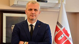 Ahmet Çelik, ''Seyahat acenteleri can çekişiyor''
