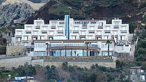 Beş katlı otel icradan 24.2 milyon TL'ye satılıyor!