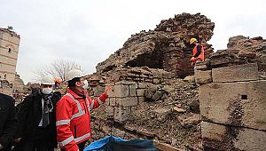 Beş burçta birden restorasyonlar başladı