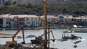 Alaçatı Port inşaatları durdurulsun