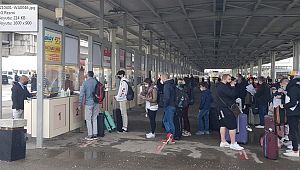 Sezonun ilk Baltık kafilesi Antalya'ya geldi