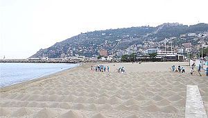 Galip Dere Halk Plajı sezona hazır