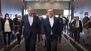 Çavuşoğlu ve Lavrov'dan turizm mesajı
