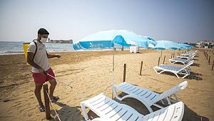 Mersin'de plajlar sezona hazırlanıyor